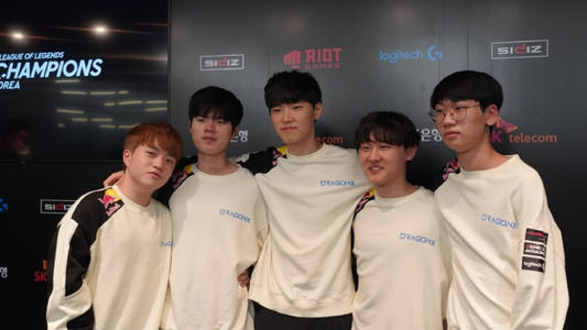 的严密防守 的严密防守