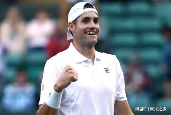 年轻球员腾 年轻球员腾