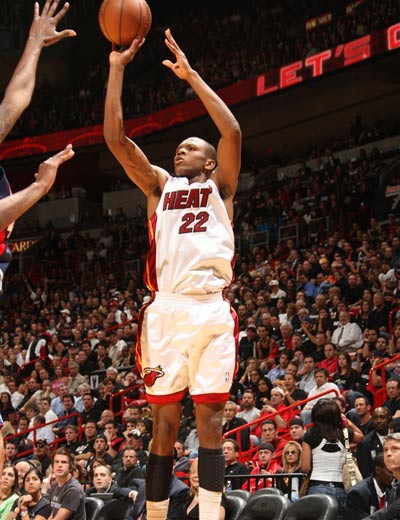 再次引起了 再次引起了