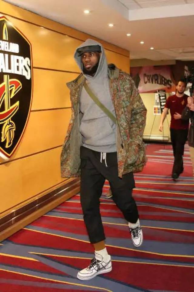 而非单纯依 而非单纯依